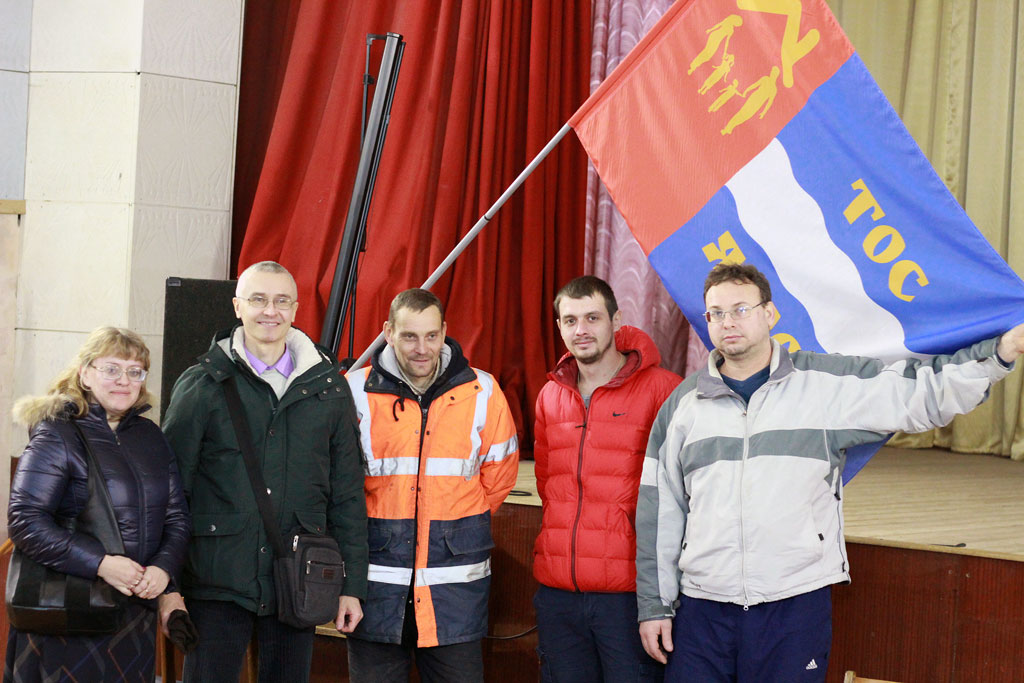 В воскресенье, 26 ноября, в Росвянском Доме культуры, в час дня, состоялась ежегодная конференция граждан территориальной общины самоуправления "Яглово". Началось мероприятие с регистрации делегатов собравших подписи жителей, их оказалось пять человек.